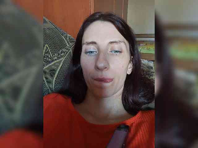 Kitty2044 webcam