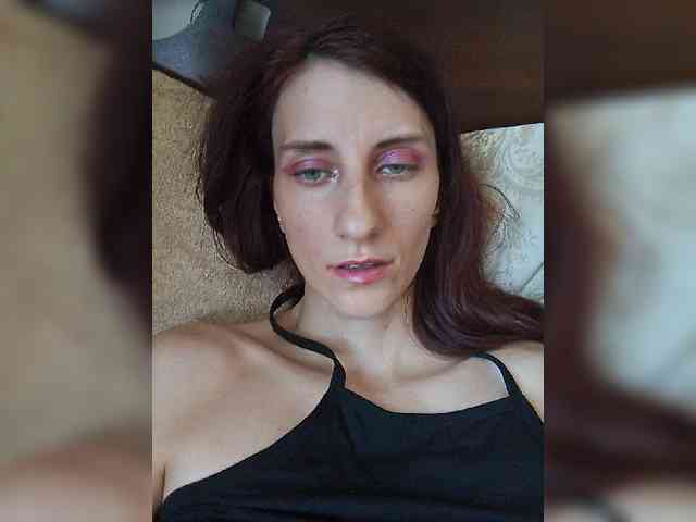 Kitty2044 webcam