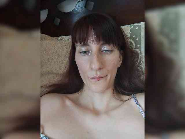 Kitty2044 webcam