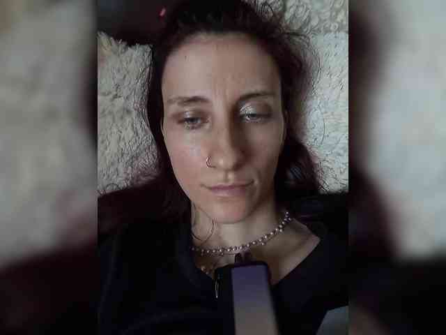 Kitty2044 webcam