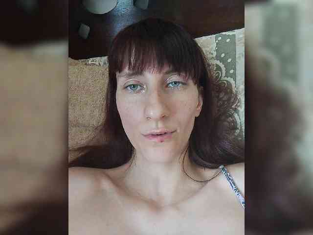 Kitty2044 webcam