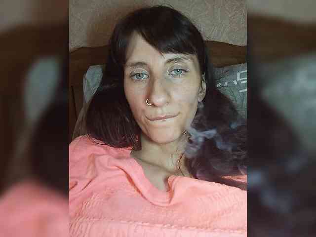 Kitty2044 webcam