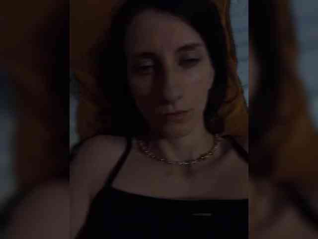 Kitty2044 webcam