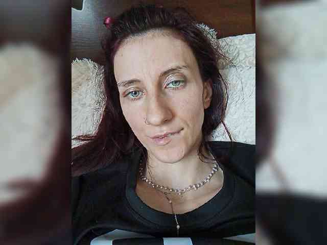 Kitty2044 webcam