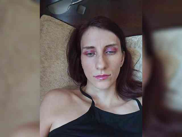 Kitty2044 webcam