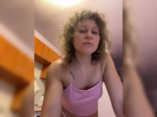 Marya_Hi live webcam show