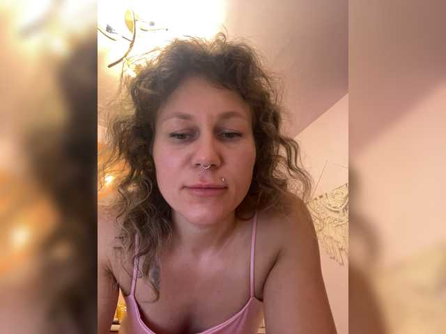Marya_Hi live webcam show