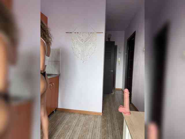 MarinaFit Live Webcam on BongaCams