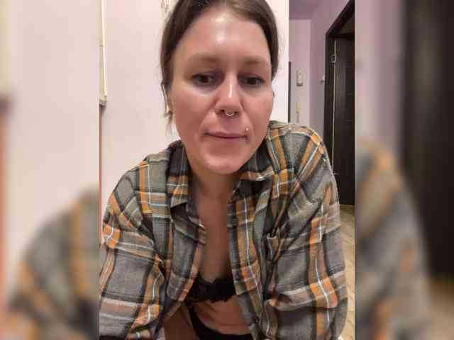 Marya_Hi webcam