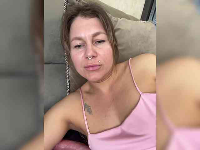 Marya_Hi webcam