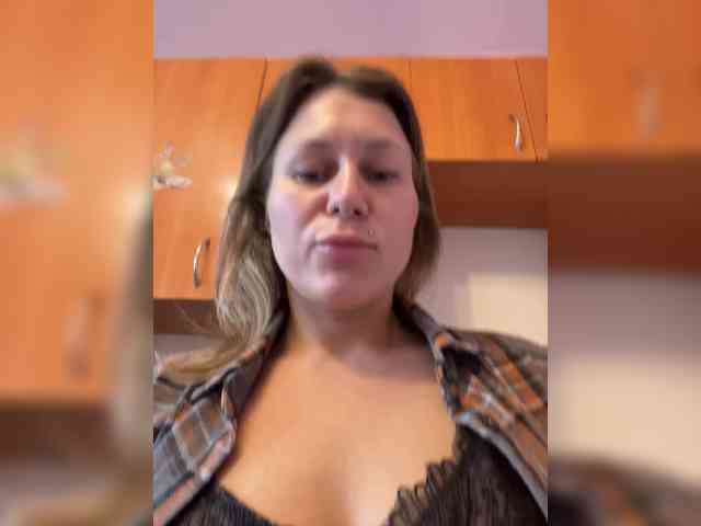 Marya_Hi webcam