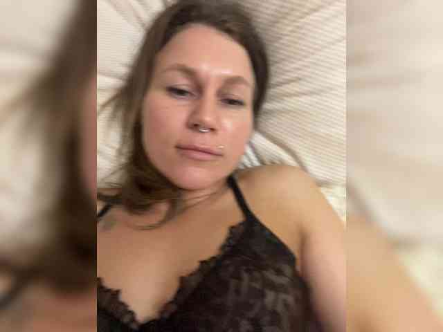 Marya_Hi webcam