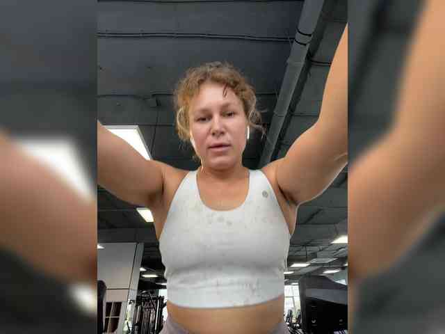 Marya_Hi webcam