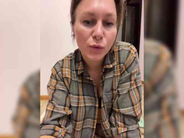 Marya_Hi webcam