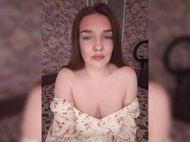 Model: -Frida-