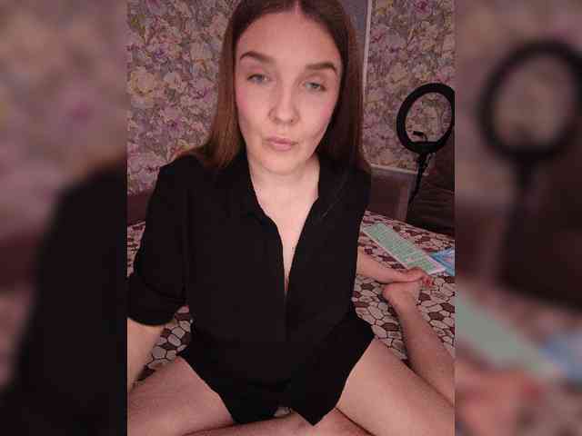 Model: -Frida-