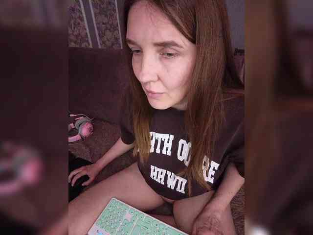 Model: -Frida-