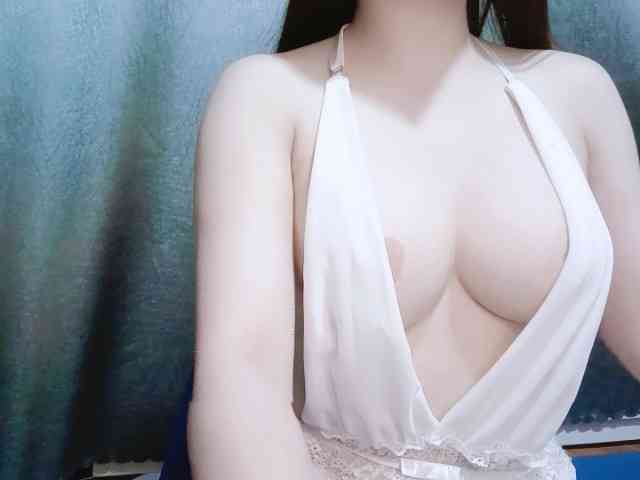 Lylytran99 webcam