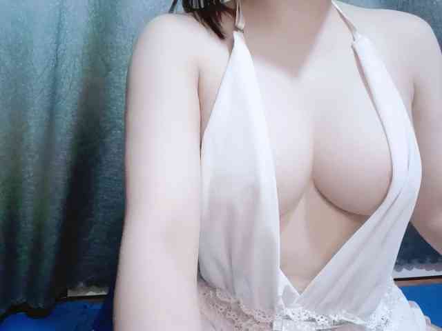 Lylytran99 webcam