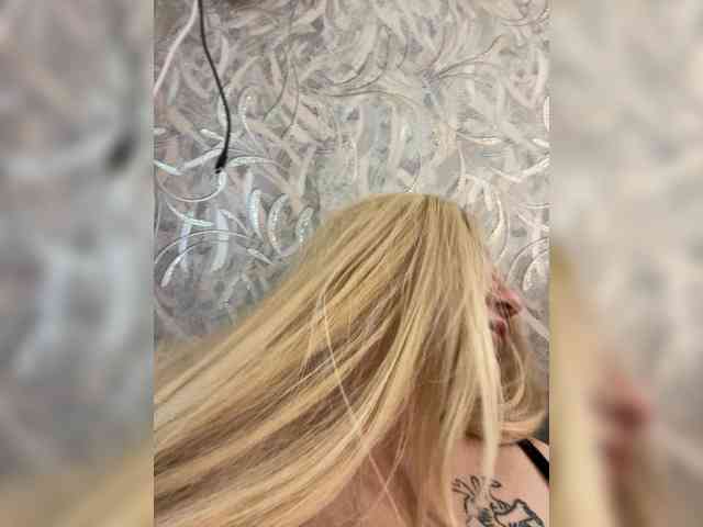 LinelReedd webcam