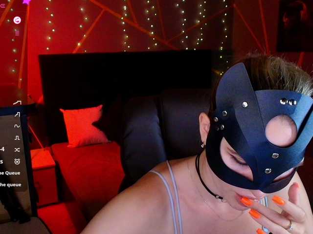 SofiaShy live cam on BongaCams