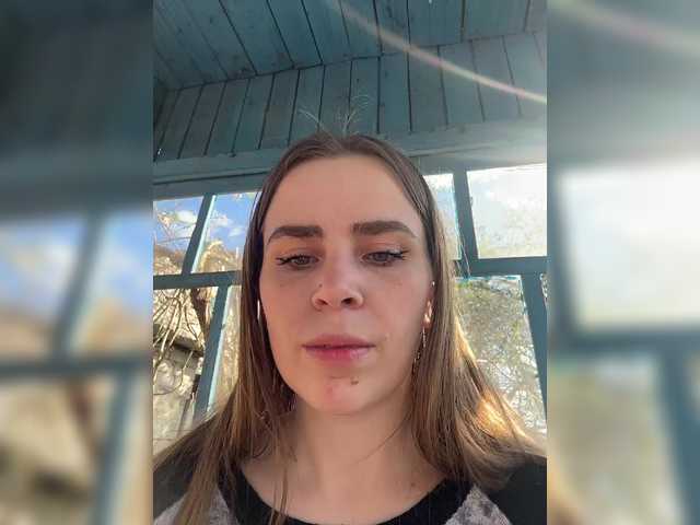 go to chat with LolaSexxx