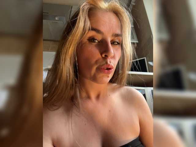 LolaSexxx