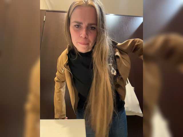 LolaSexxx