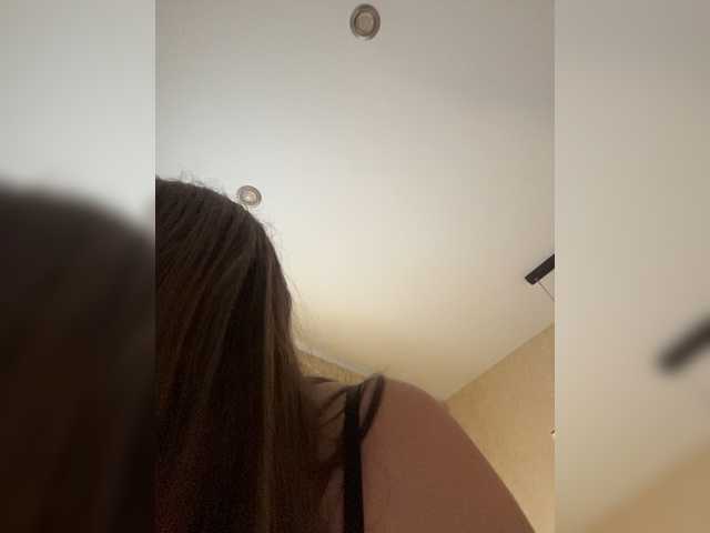 go to chat with LolaSexxx