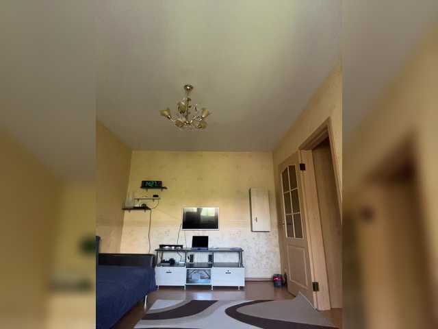 go to chat with LolaSexxx