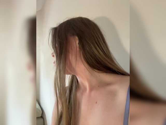 go to chat with LolaSexxx