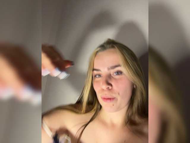 XXXXXsexXXXXX, live now on BongaCams