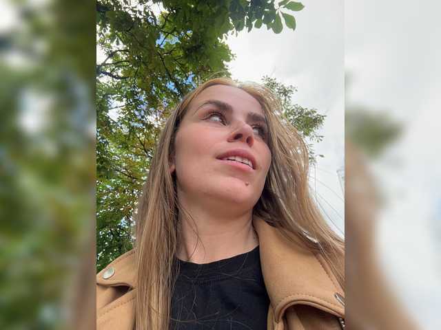 LolaSexxx