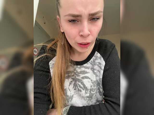 go to chat with LolaSexxx