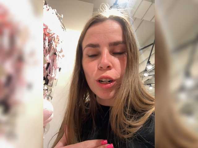 LolaSexxx