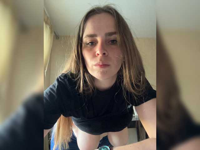 go to chat with LolaSexxx