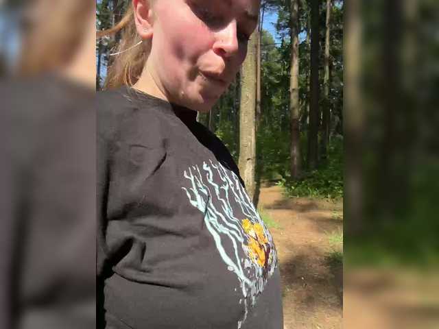 go to chat with LolaSexxx