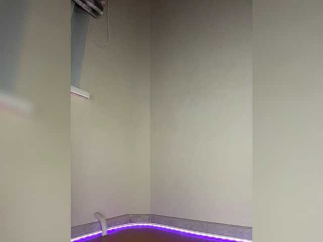 go to chat with LolaSexxx