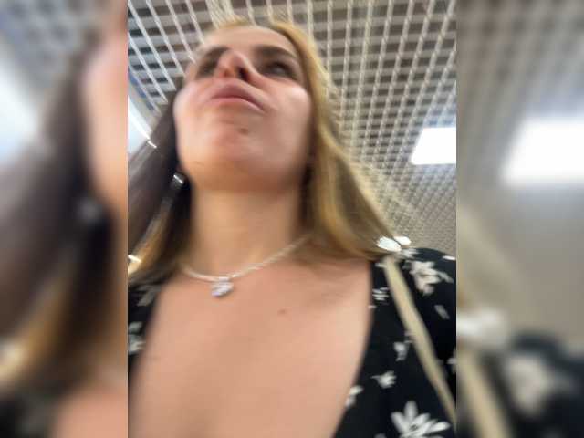 LolaSexxx
