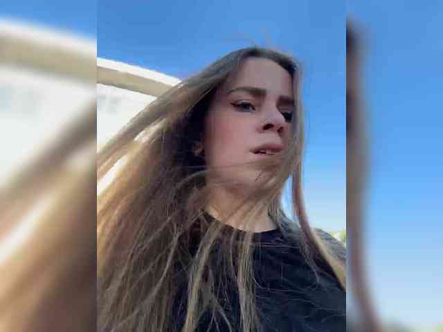 LolaSexxx webcam