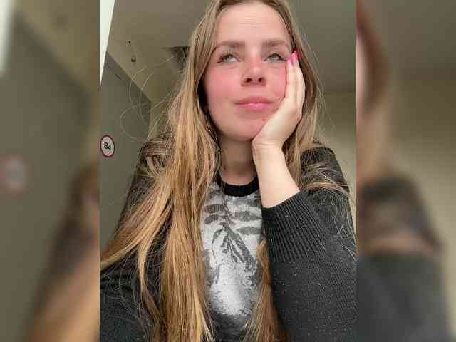 LolaSexxx webcam