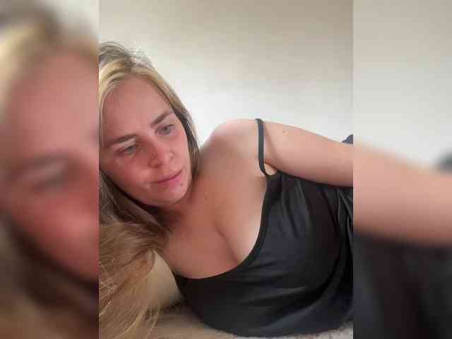 LolaSexxx webcam