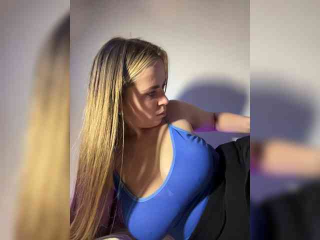 LolaSexxx