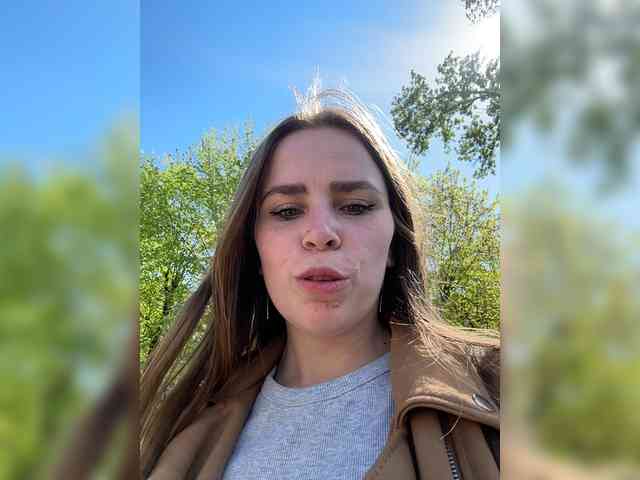LolaSexxx webcam