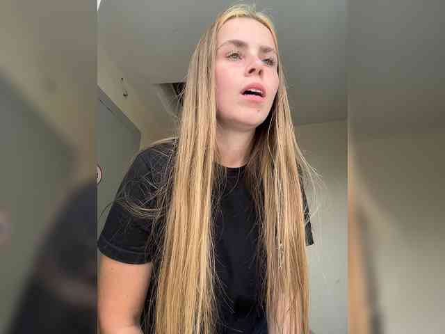 LolaSexxx