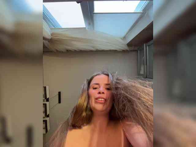 LolaSexxx