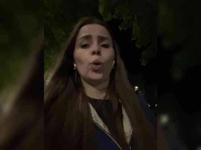LolaSexxx webcam
