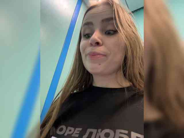LolaSexxx webcam