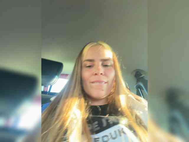 LolaSexxx