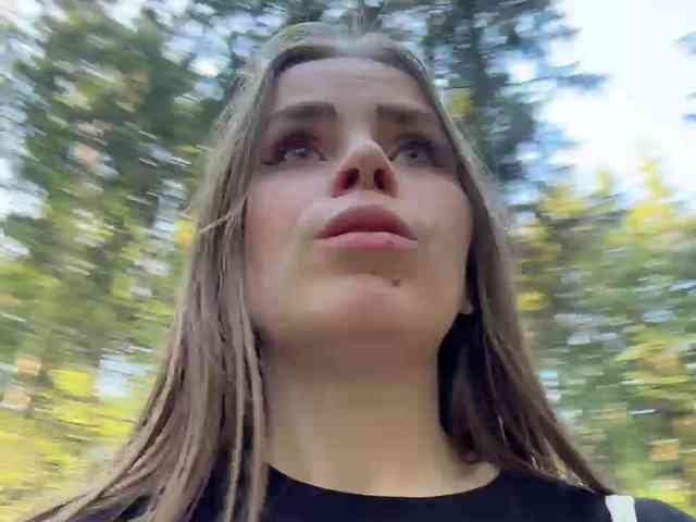 LolaSexxx webcam